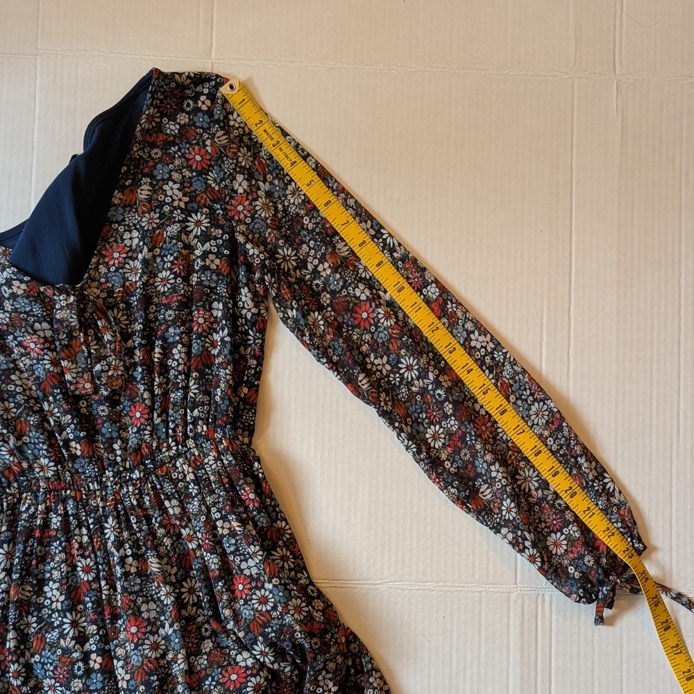 Abercrombie & Fitch Navy Floral  Elastic Waist V-Neck Dress XS - Picture 4 of 9
